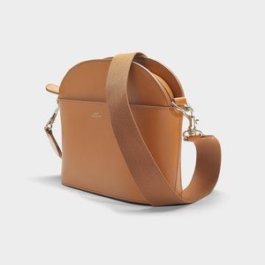 APC Gabrielle bag in camel